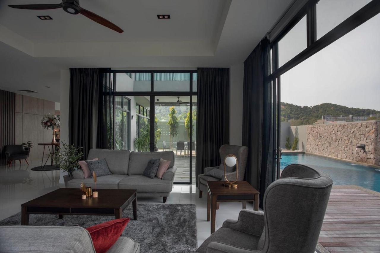 Lavanya H Villa 12A Luxury Bungalow With Private Swimming Pool H 豪华泳池别墅 Pantai Cenang  Buitenkant foto